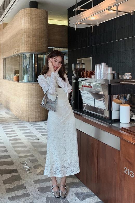 SIA SAYLOR 高端轻奢优雅珍珠领镂空蕾丝连衣裙 21493 商品图6