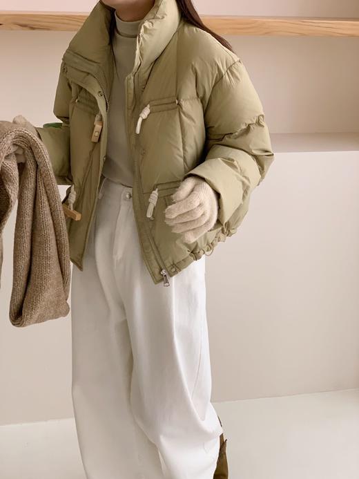 【YW】无忧购甜美木扣短款羽绒服女立领小个子保暖白鸭绒面包服外套8830款（截单后7天发货） 商品图9