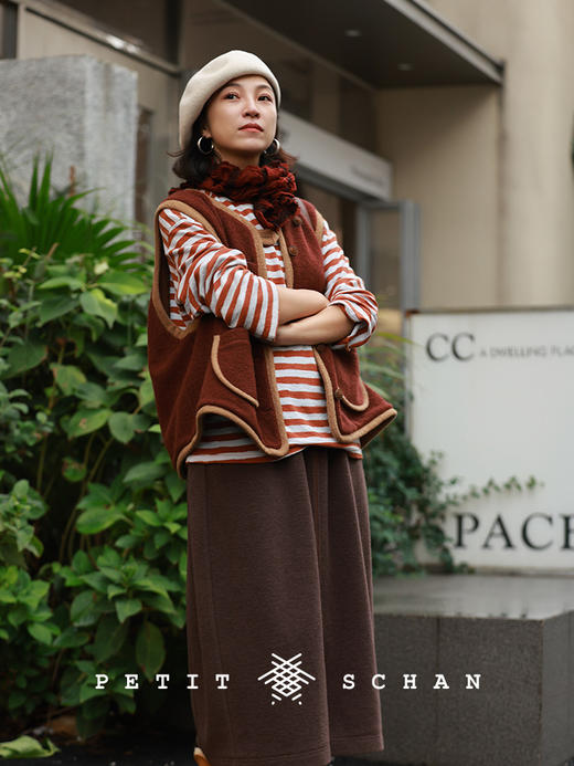 PETIT SCHAN小闪 CLO#950 Caramel Chestnuts 焦糖栗子 绵羊毛混纺圈圈纱松紧腰开叉半裙 商品图3