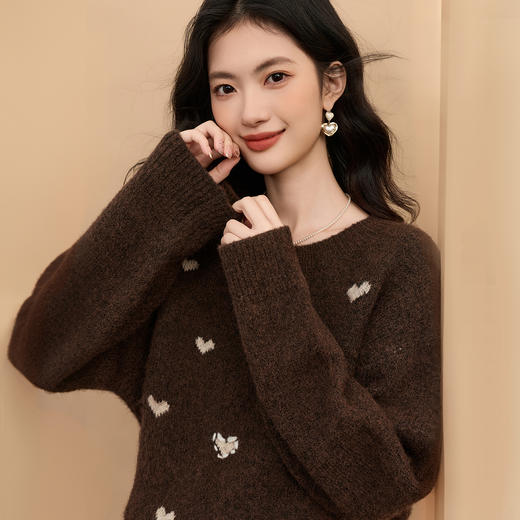 【年货节】熙世界复古风爱心提花毛衣女宽松套头羊毛绒针织上衣2025冬季新款 商品图4