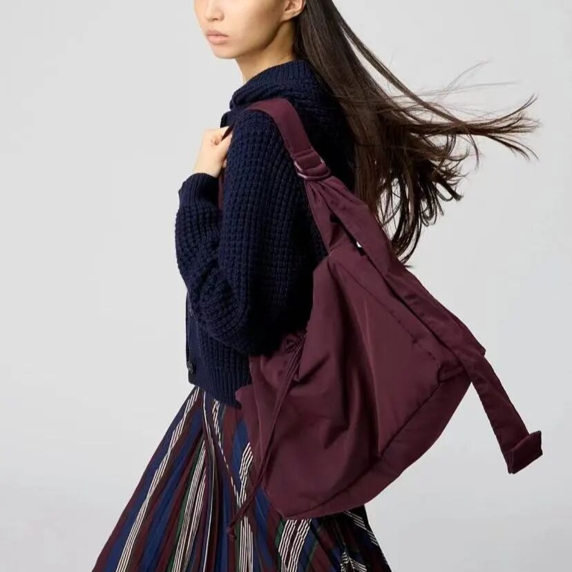 超能装的“蓬蓬”包，真的超能装！3种背法随意切换