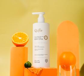 【QioFoe焕肤滋润身体乳】5重嫩肤精华焕亮活肤 有效滋润保湿多效御护 多重补水因子渗透滋润锁水 软化粗糙角质/匀亮暗黄肤色/强韧屏障/抵御干冷敏感 独特调香彰显高雅气质