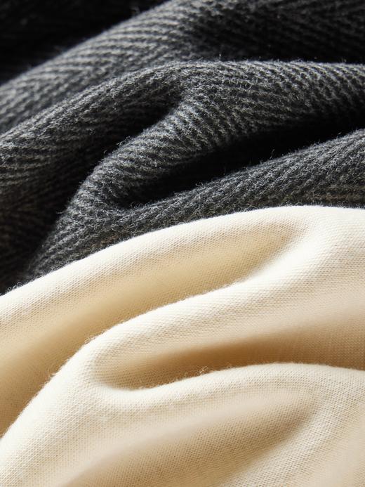 【多妈团购 人字纹羊毛蚕丝裤202538】羊毛的细腻与蚕丝的柔滑，保暖又亲肤，松紧腰更包容更方便，温柔沉稳，秋冬比必入-连横 商品图6