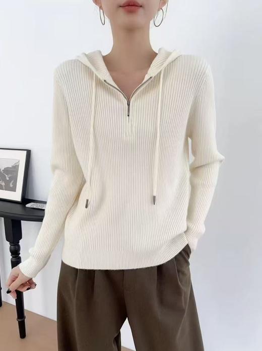 自营| 超推荐，不好穿直接退！！手感顺滑软糯！！百搭连帽针织半拉链打底衫-喜出 商品图0