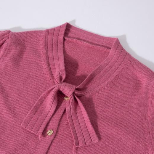 茧墨 优雅温柔蝴蝶结V领浣熊绒开衫毛衣 商品图3