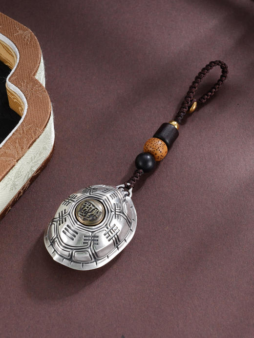 子佩集S999银【富甲一方】钥匙扣【JJYS010】纯银小号龟原创作品
招财进宝吉言可转动2507 商品图0