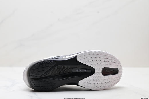 耐克Nike ZoomX Invincible Run Flyknit轻便透气减震回弹休闲运动跑步鞋FN8454-100男女鞋 商品图8