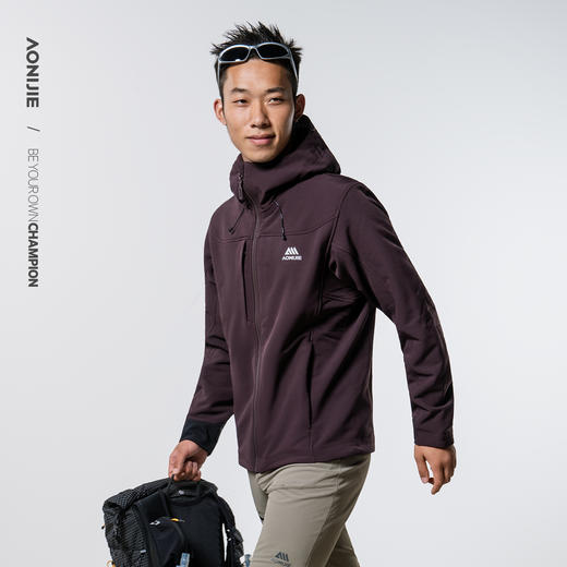 奥尼捷户外保暖软壳夹克加绒防泼水防风男士连帽冬季保暖外套 商品图5