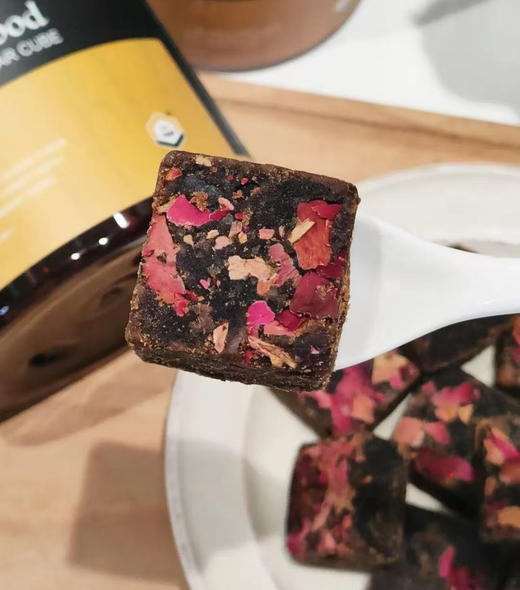 老米优品 /米妈推荐！新西兰国宝级保养品！每一颗都含有玫瑰花的黑糖你见过吗？  ❤新西兰BlackWood玫瑰黑糖 滋补气血暖宫不痛经 改善色斑更年期情绪 商品图4