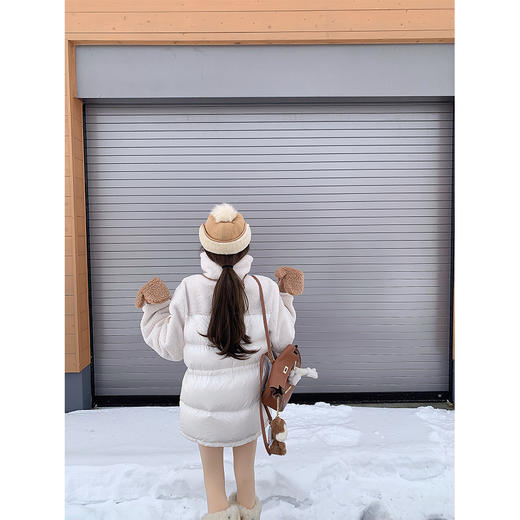 金蘑菇菇 在暴雪时分 Moncl*私服羽绒服 / 三星鸭绒 没有帽子很方便 商品图5