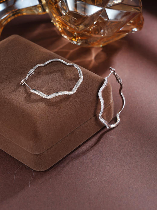 子佩集S925银【粼粼清波】耳环【YEH-2439101】纯银时尚扣环耳圈波浪2505 商品图0