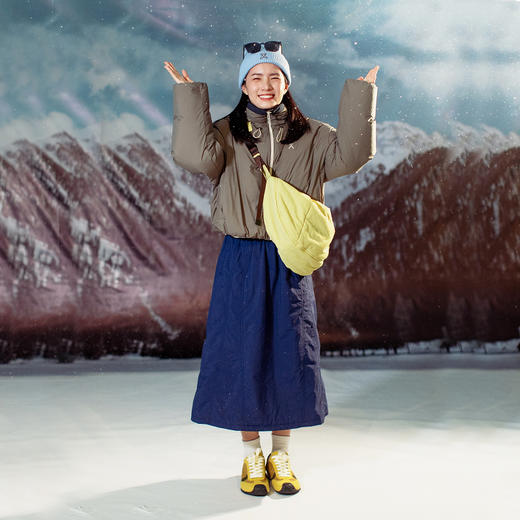 【年终特价】ACMEITEM爱棵米女士羽绒服GAG2110707G 商品图1