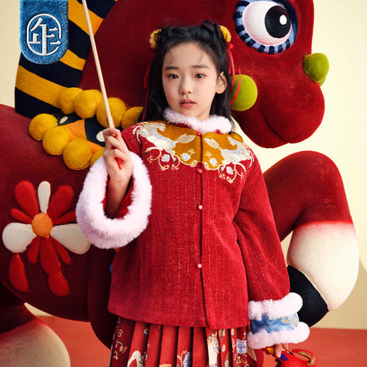 【年衣品牌团】年衣童装汉服套装冬季儿童马面裙中式唐装加绒锦绣前程汉服套装   1207 商品图2