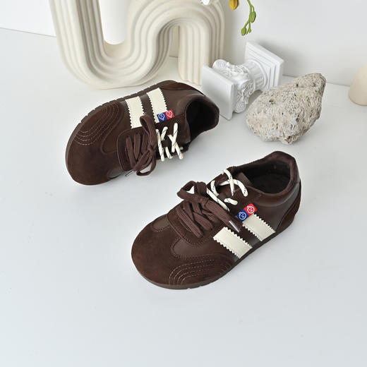 经典鲨2025冬季专柜新品潮流拼色平底加绒系带休闲德训鞋女KW313-558161 商品图3