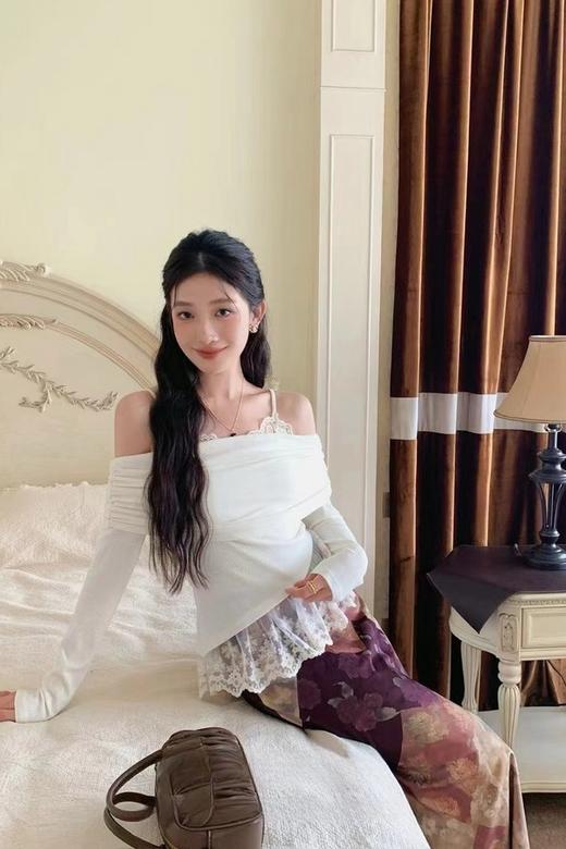 ANSUABEL 纯欲风性感吊带+荷叶边一字肩上衣两件套 21494 商品图2