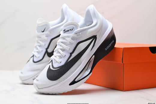 耐克Nike ZoomX Invincible Run Flyknit轻便透气减震回弹休闲运动跑步鞋FN8454-100男女鞋 商品图7