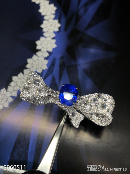 产自缅甸的蓝宝石戒指，6.76ct【5060511】具体价格微信咨询 商品图1