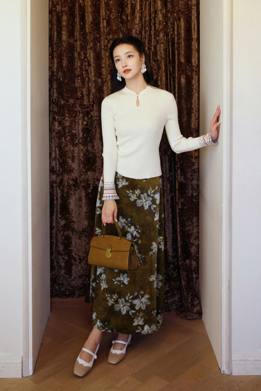 逸红颜明月优选#百合花丝绒半裙『香满庭』复古浪漫大气百合印花，百搭典雅新中式 商品图14