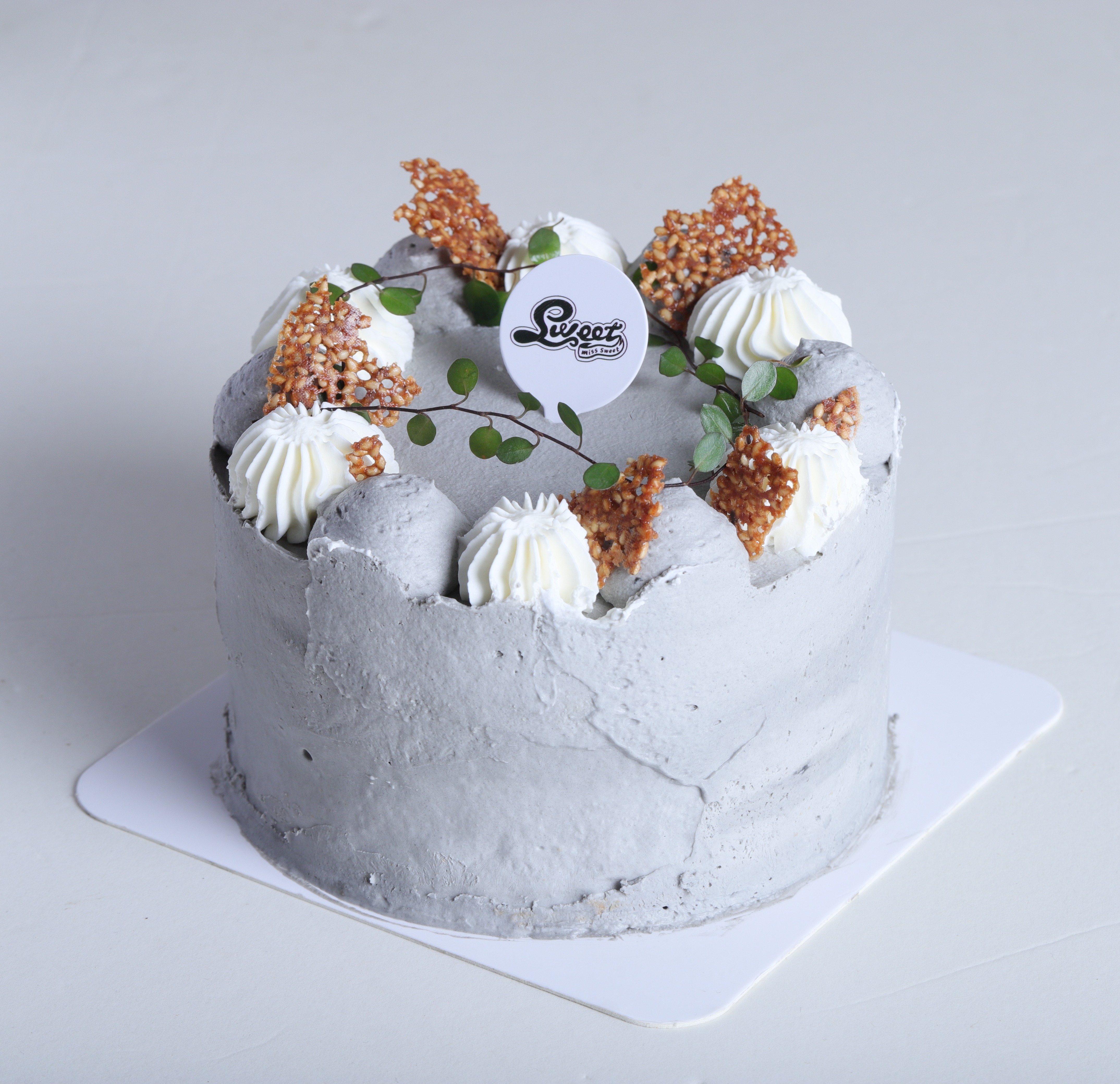 （新品）养生黑芝麻焦香豆乳奶油蛋糕