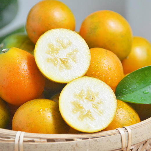 当季新鲜【脆蜜金柑】💥吃完嗓子润润的！🍊口口蜜甜，果肉肥厚香软👀饱满大个，脆甜爽口～精选2斤大果礼盒装 商品图4
