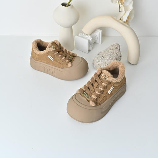 经典鲨2025年冬专柜新品百搭圆头加绒保暖厚底棉鞋面包鞋女KW313-558171 商品图1