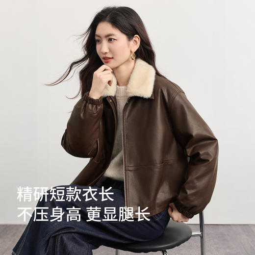 【11/19新品】熙世界酷飒风复古棕色皮衣女冬季2025新款加厚夹棉毛绒翻领短外套 商品图1