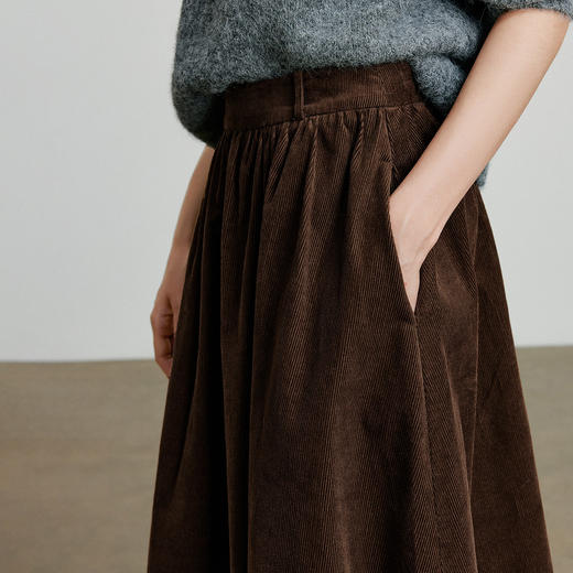 初语半身裙女新款纯棉灯芯绒复古可露丽风中长款伞裙 商品图3