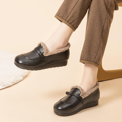 软底毛毛鞋平底休闲，加绒保暖小皮鞋牛筋中老年妈妈棉鞋MLD- 5997 商品图1