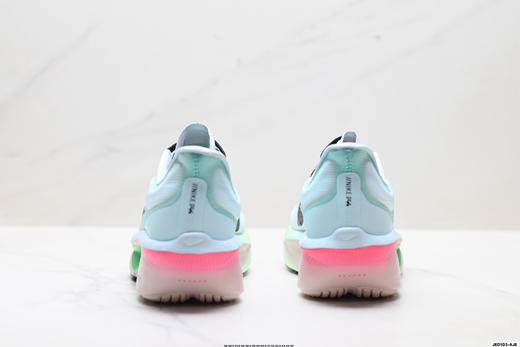耐克Nike ZoomX Invincible Run Flyknit轻便透气减震回弹休闲运动跑步鞋FN8454-100男女鞋 商品图5