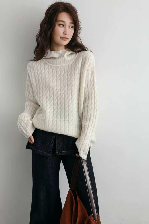 【团购 2025年 纯羊毛 绞花连帽衫】十色 镶嵌金丝纯羊毛 连帽衫 请手洗或轻柔机洗哦 柔软 亲肤 商品图0