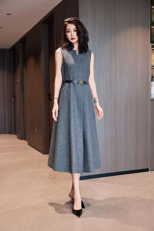 灰色羊毛连衣裙 商品图5