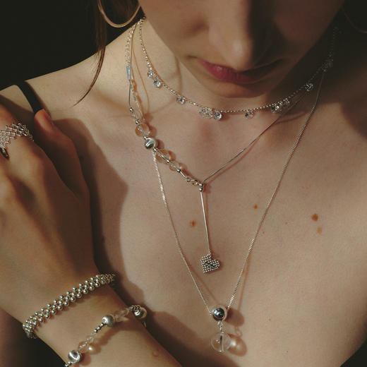 【明星同款】法国alodia.co 新款茶晶项链手链/白水晶项链手链/锆石锁骨项链/黑玛瑙项链手链/东陵玉项链/玄珠月影手链/漾耳环/熔岩耳环/八分音符耳钉 商品图9