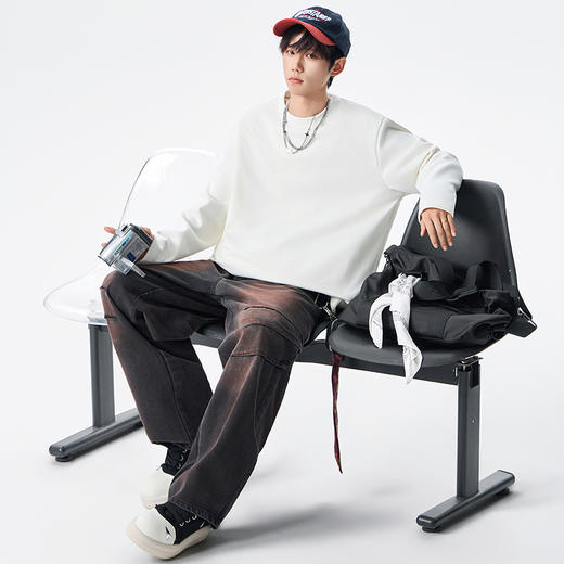 J.S.WANGZI  圆领轻薄鹅绒卫衣 JS5662 90%绒子含量；男女同款，防风领口设计，全方位保暖；不臃肿立体有型； 商品图4