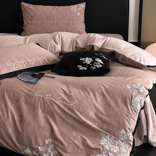 Holbe̓r秋冬高级感鎏金绒刺绣四件套牛奶绒保暖被套床单家纺床品 商品图3