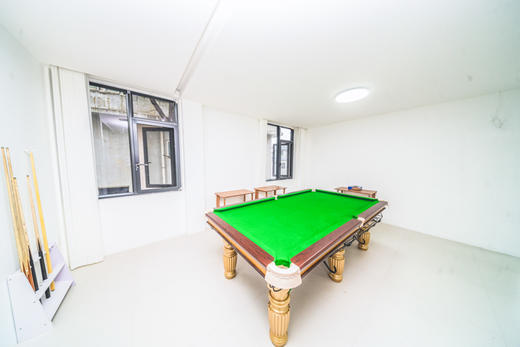 武汉慢姑娘山水民宿轰趴馆 商品图2