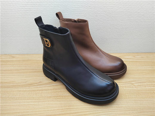 豪行秋冬新款23438988牛皮低跟复古休闲女靴单靴短靴 商品图0