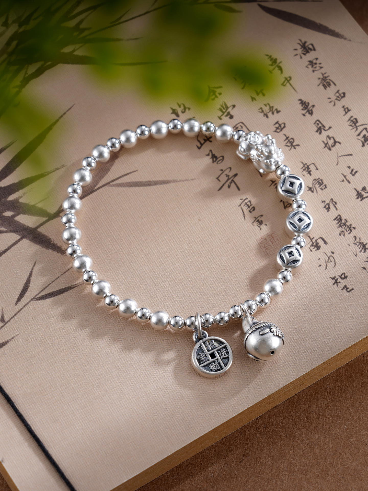 子佩集S999银【一桶金】手串【SC001091】纯银手链铃铛福牌貔貅钱币2502