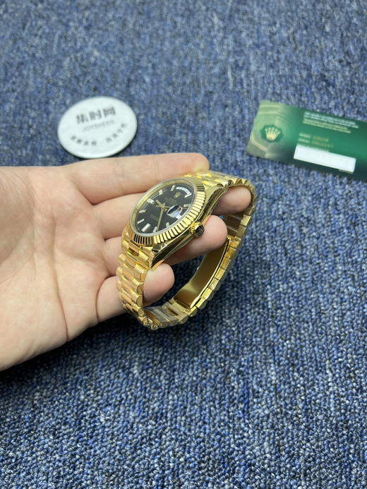 劳力士星期日历型系列 日志40mm 黑冰糖
款式：男士腕表 商品图3