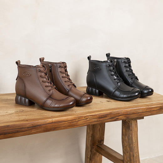 民族风牛筋软底真皮马丁靴，粗中跟复古短靴头层牛皮中年妈妈靴子MLD-8081 商品图2