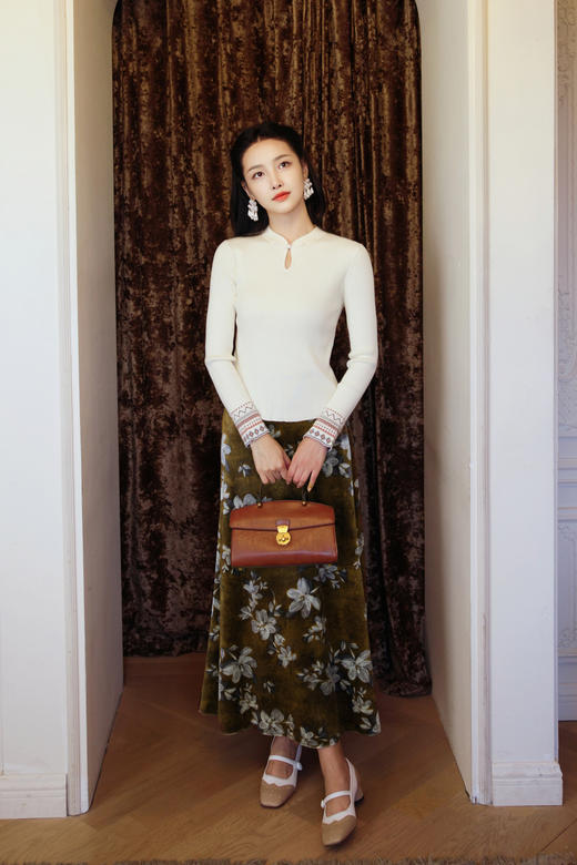 逸红颜明月优选#百合花丝绒半裙『香满庭』复古浪漫大气百合印花，百搭典雅新中式 商品图8