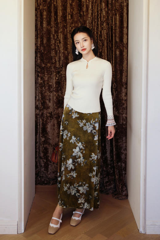 逸红颜明月优选#百合花丝绒半裙『香满庭』复古浪漫大气百合印花，百搭典雅新中式 商品图3