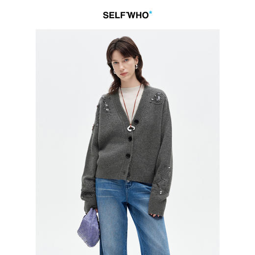 SELFWHO羊绒混纺钉珠亮片V领针织开衫女2025冬季新款保暖宽松毛衣 商品图0