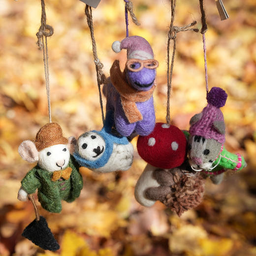 北京仓｜Felt So Good-Demi the Dinosaur-冬日小恐龙黛米 羊毛毡 挂件［英国设计师］ 商品图7