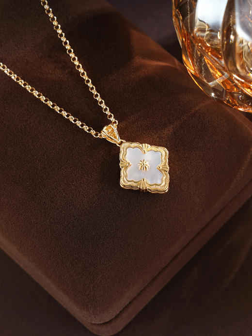 子佩集S925银【四叶华韵】悦逍游套链【QF24N0744】纯银白贝母四叶草镀金项链2504 商品图0