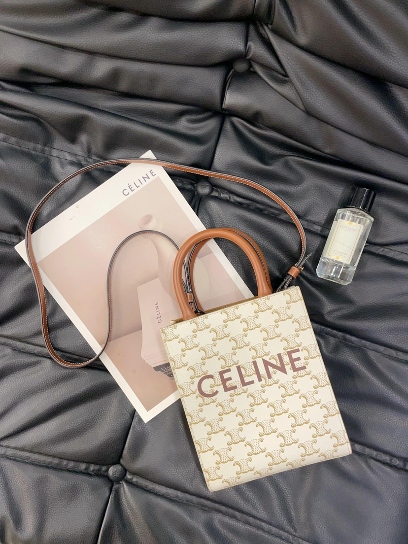 CELINE 白色 mini 老花拼牛皮 琴谱包