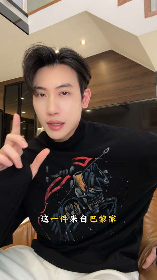 T4987SDSA男士秋冬新款痞帅男装泼墨手绘战马印花半高领长袖T恤百搭