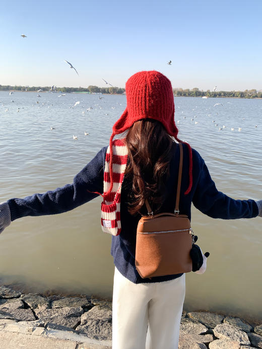 <曾小咸推荐> 现货秒杀！微信超特价！圆领套头毛衣女针织衫 日常179.99 立减90 秒杀89.99！ 商品图5