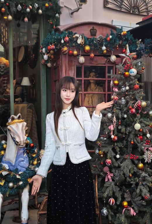 逸红颜明月「茉光」小香风外套｜新年里的优雅诗章，法式与东方的双生年味 商品图0