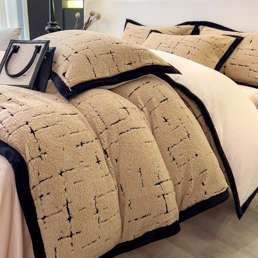 秋冬黑白森林阳离子提花舒棉绒加厚保暖四件套 商品图1