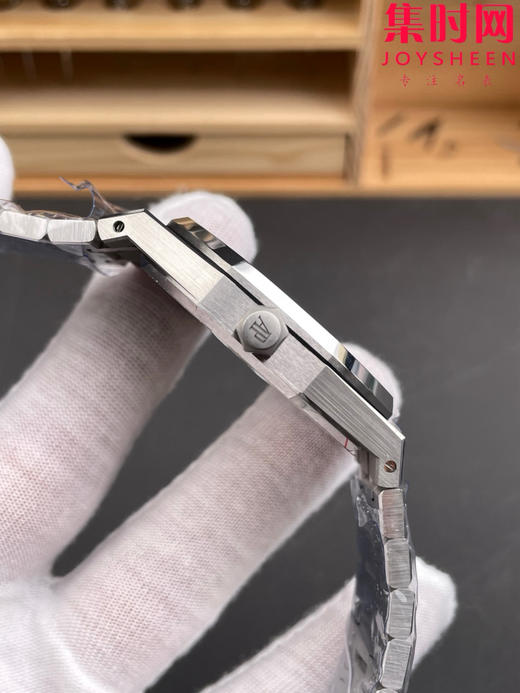 APS爱彼皇家橡树系列15400 黑色盘 "钢王" 3120一体机 男士腕表 表径41mm 商品图3